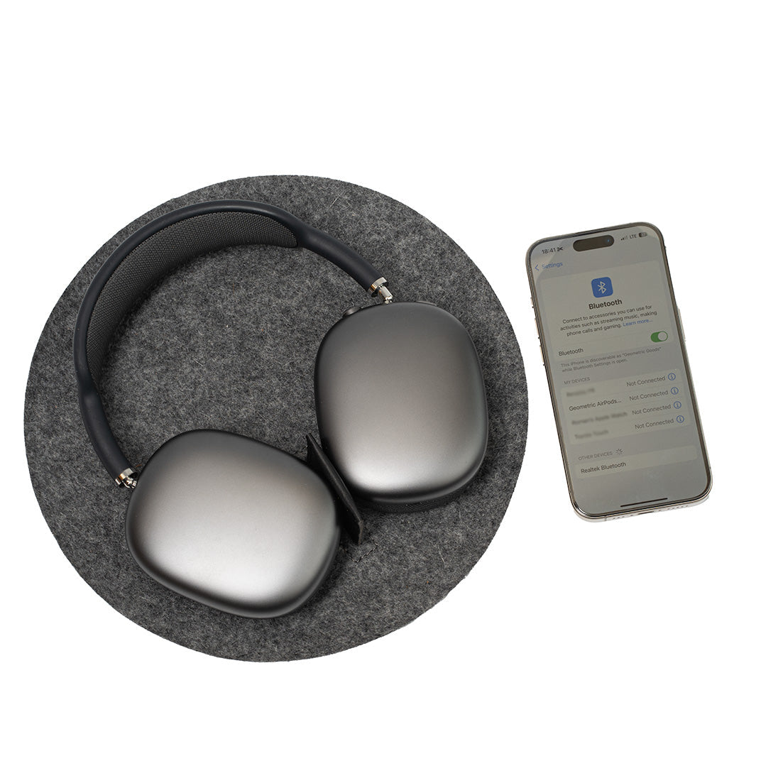Merino Felt Rest Station 2.0 for AirPods Max